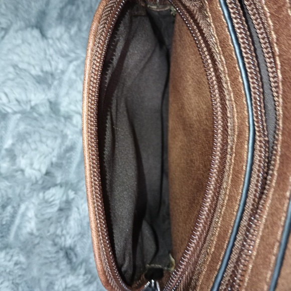 Brown Sling Bag Crossbody Bag For Women - Picture 15 of 16